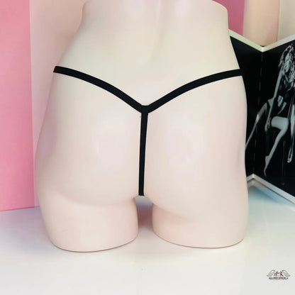 Černé jemné tanga Victoria’s Secret String Tanga s úzkými proužky pro maximální pohodlí