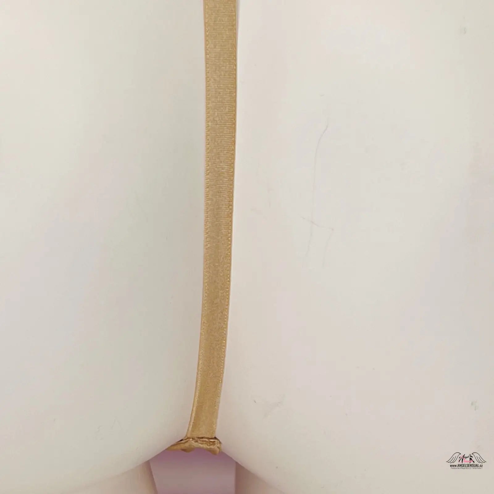 Nude pantyhose crotch od Victoria’s Secret pro pohodlné nošení a svůdnou eleganci
