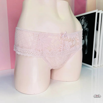 Victoria’s Secret krajkové tanga s růžovou krajkou na zadní straně