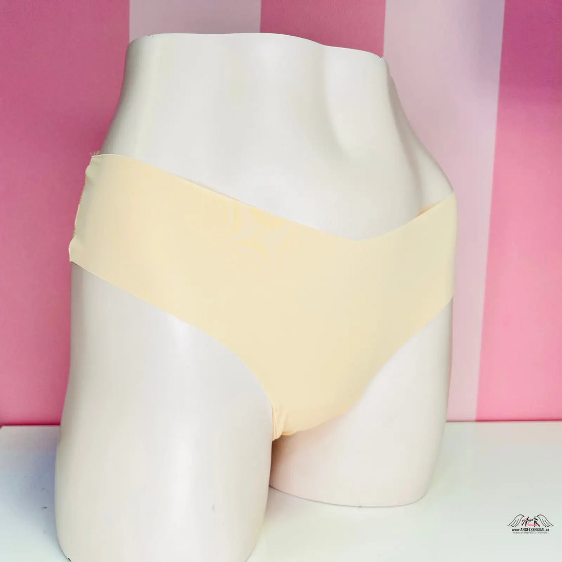 Beige luxusní jemné tanga Victoria’s Secret Tanga s Krajkou zadní straně