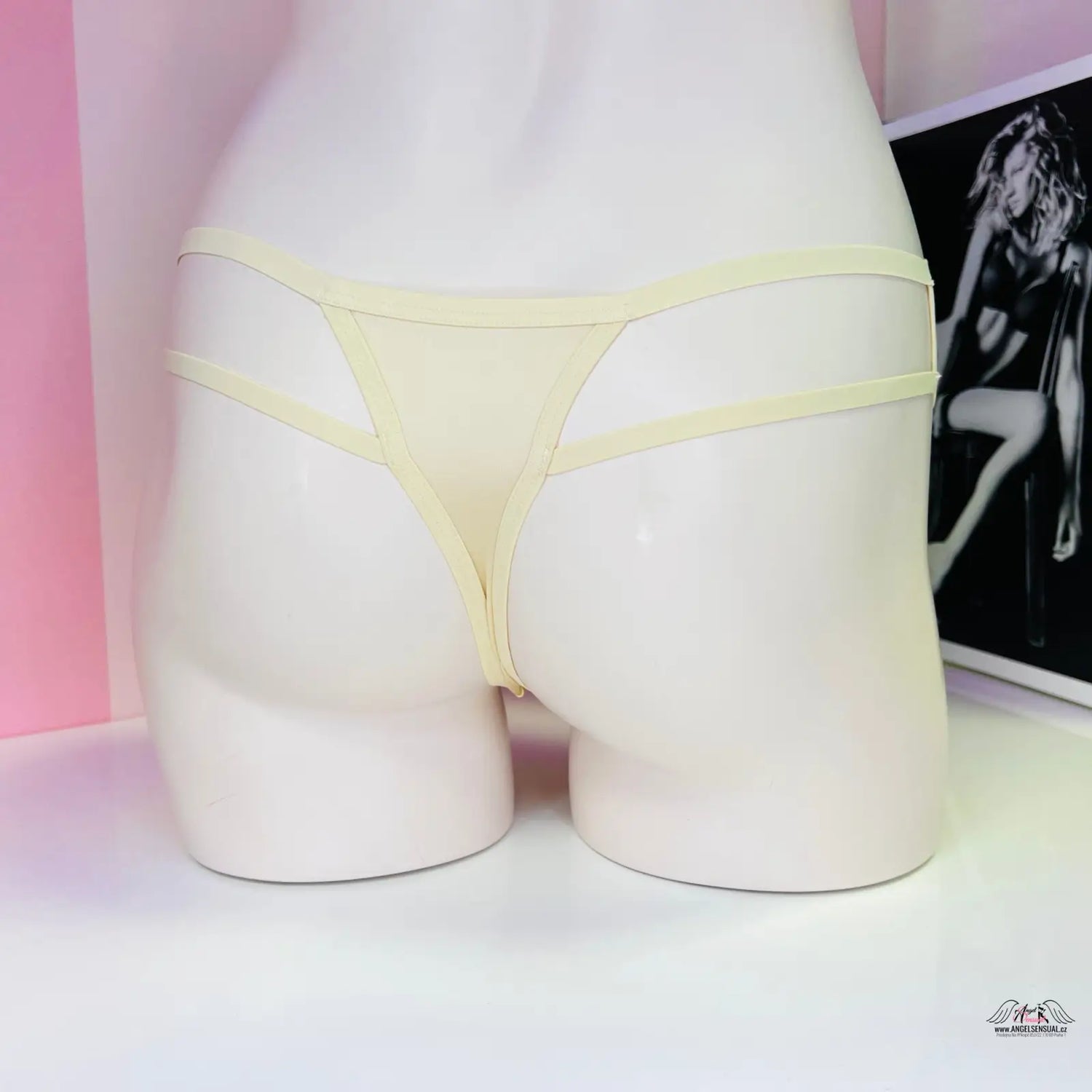 Pohled oslní Victoria’s Secret Tanga s Ozdobnými Pásky, elegantní apparel &amp; accessories