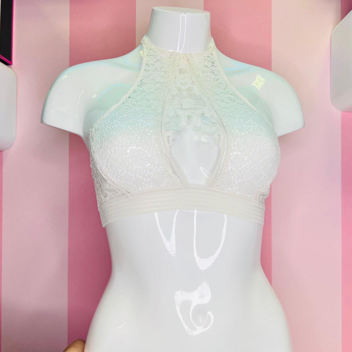 Victoria’s Secret VERY SEXY Lace Bralette - S / Bílá / Nové se štítky - Braletka