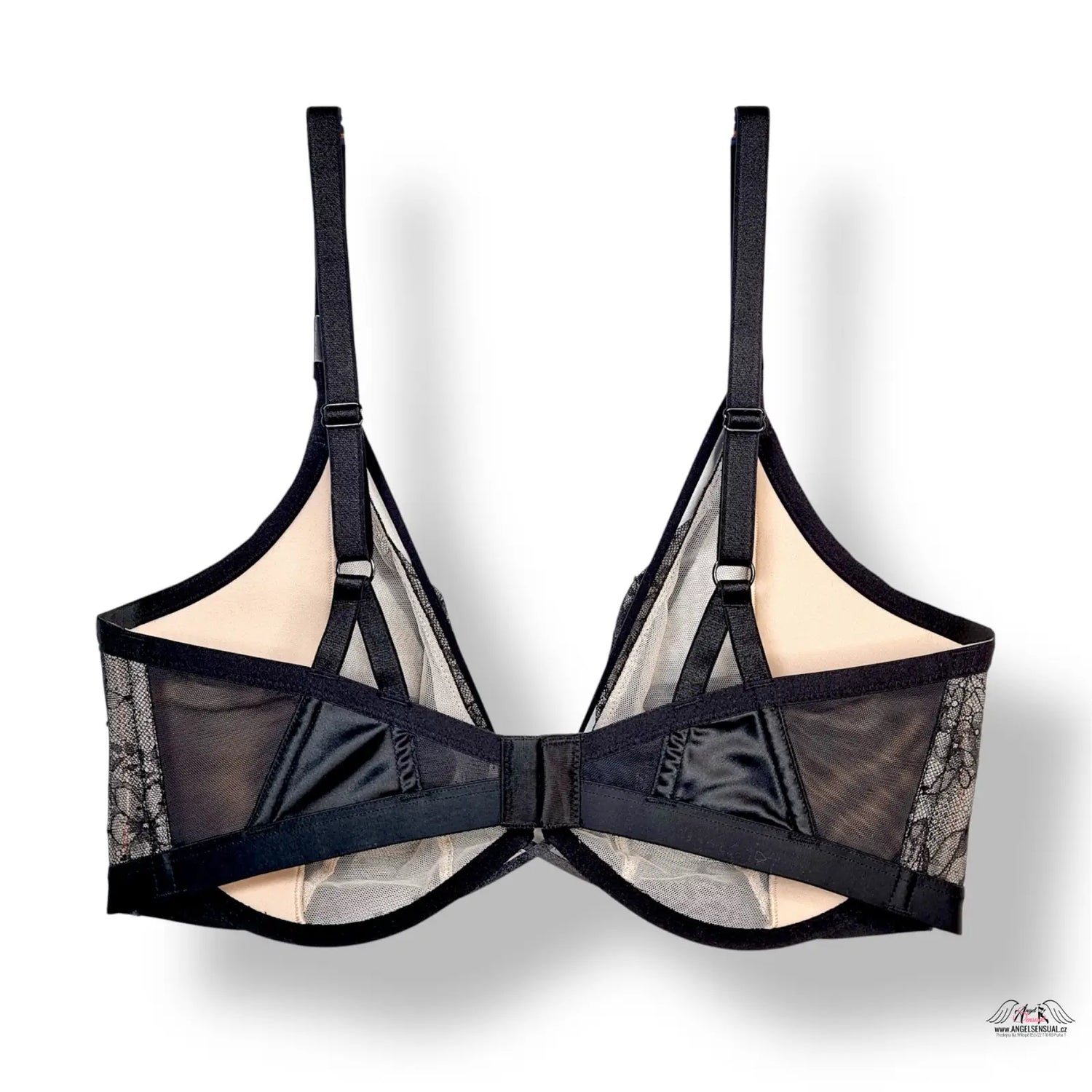 Luxusní krajková podprsenka Very Sexy s jemnou síťovinou a elegantními proužky