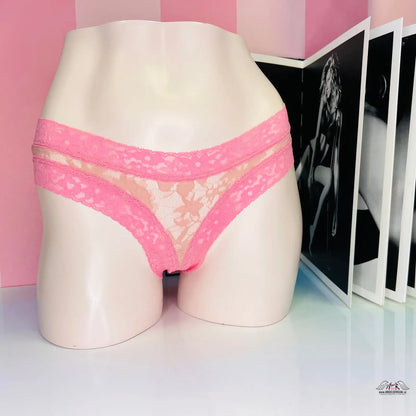 Růžové krajkové dámské spodní prádlo v produktu Vyzkoušejte Styl Glamour