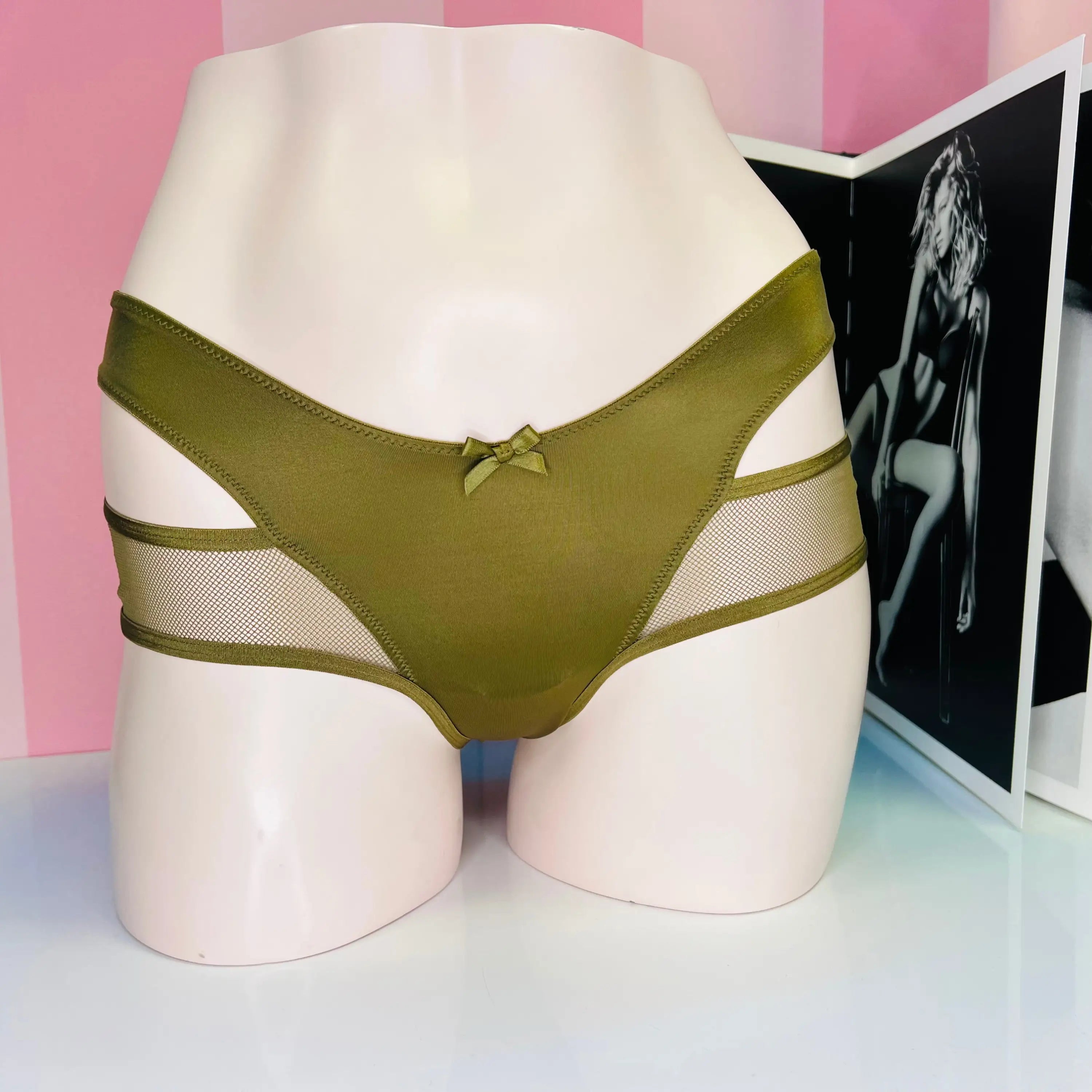 Asymetrické kalhotky se síťovinou - S / Olivová / Nové štítky - Kalhotky Victoria’s Secret