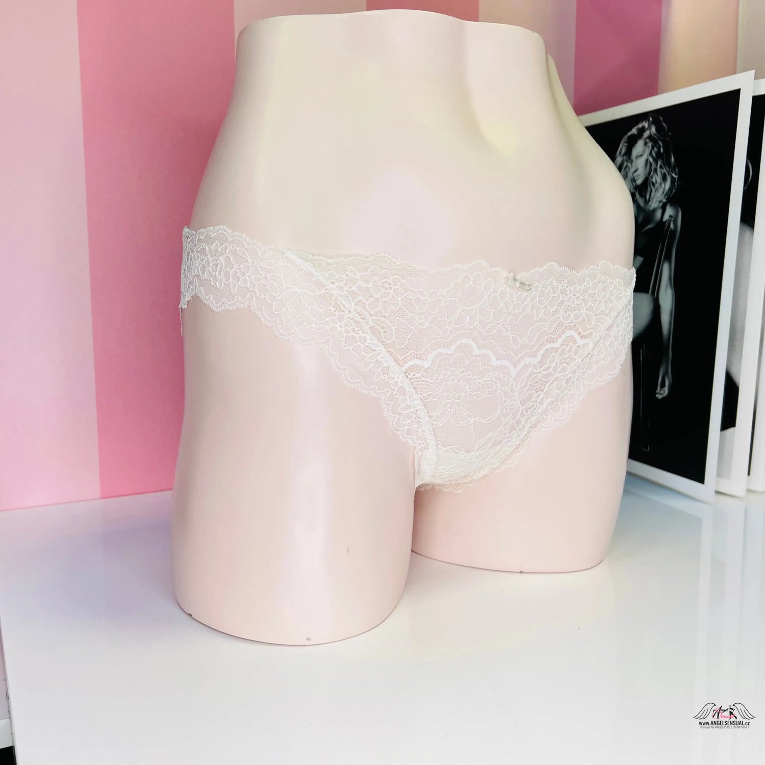 Bílé krajkové kalhotky - M / Bílá / Nové se štítky - Kalhotky Victoria’s Secret
