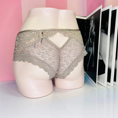 Krajkové brazilky s mašličkou - L / Béžová / Nové se štítky - Brazilky Victoria’s Secret