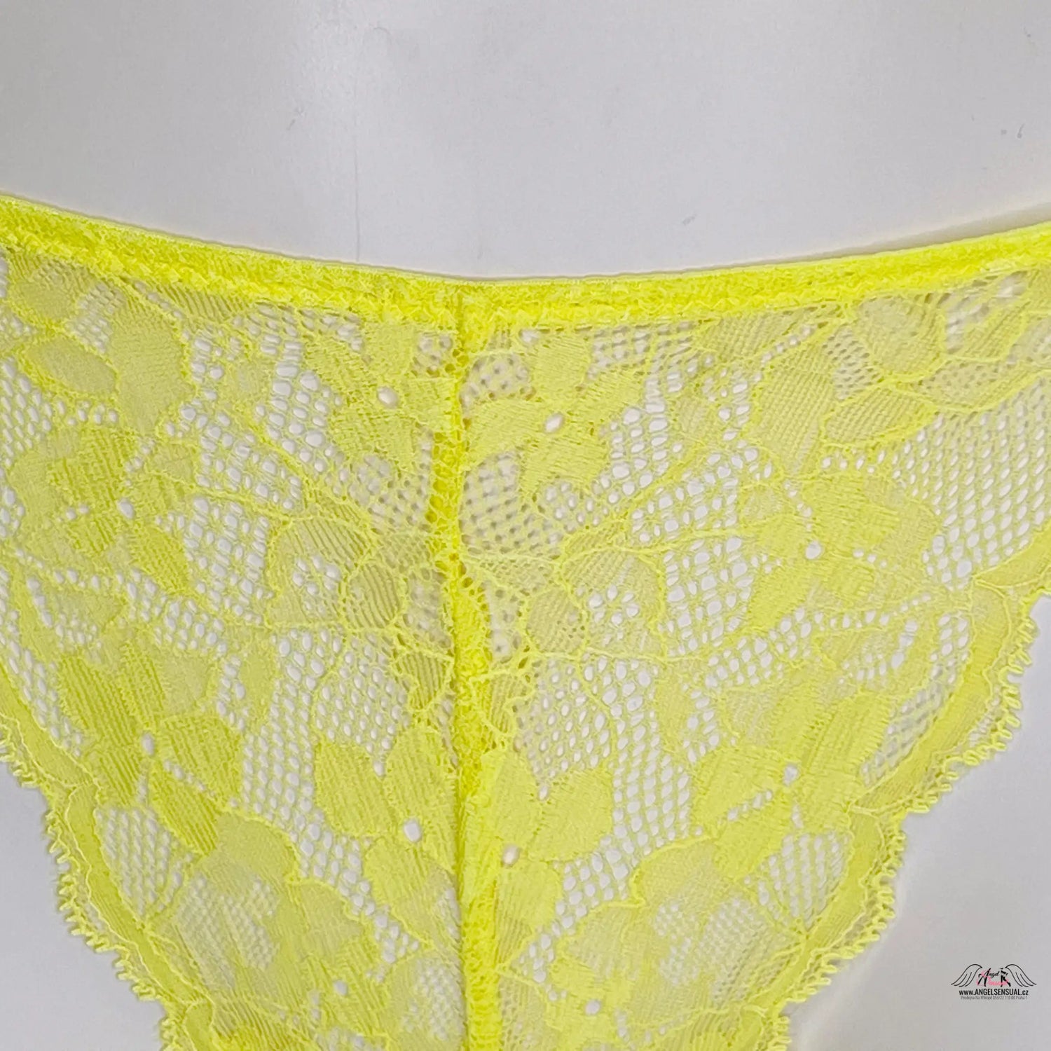 Krajkové tanga se stříbrnou aplikací - Žlutá / S / Nové štítky - Tanga Victoria’s Secret