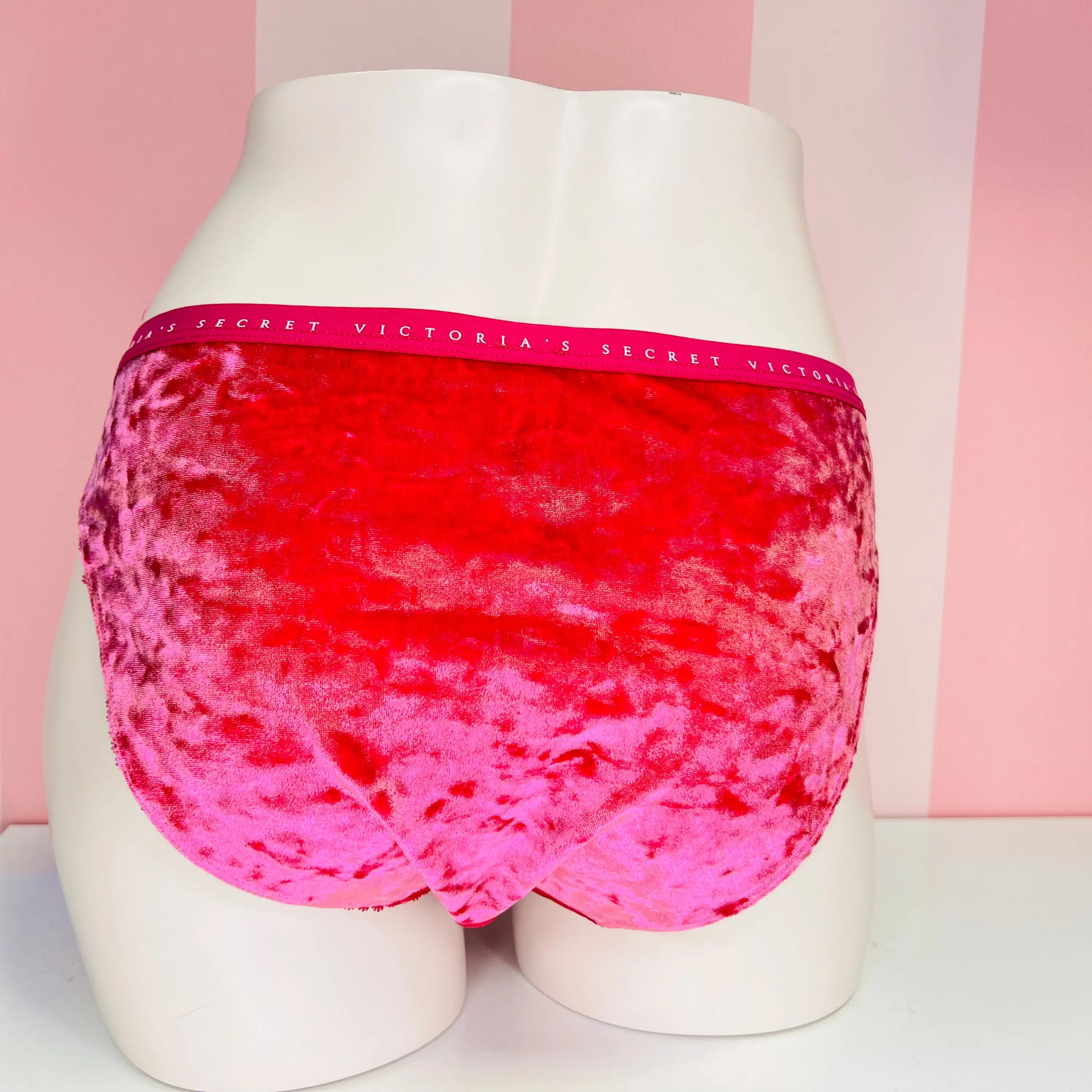 Semišové kalhotky - L / Tmavě růžová / Nové se štítky - Kalhotky Victoria’s Secret