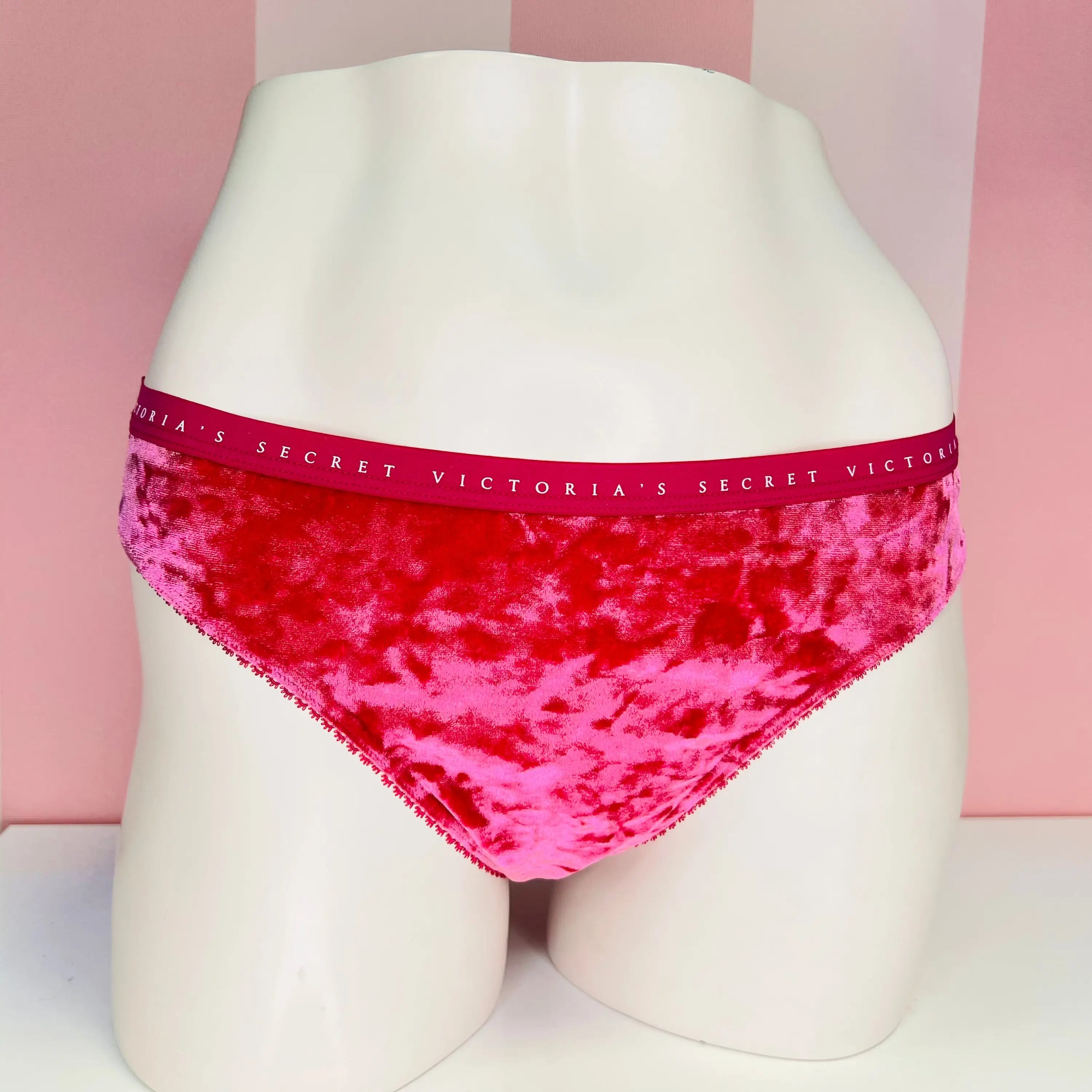 Semišové kalhotky - L / Tmavě růžová / Nové se štítky - Kalhotky Victoria’s Secret