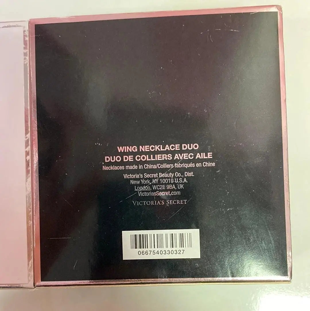 Set dvou náhrdelníků - Univerzální / Zlatá / Nové se štítky - Náhrdelník Victoria’s Secret