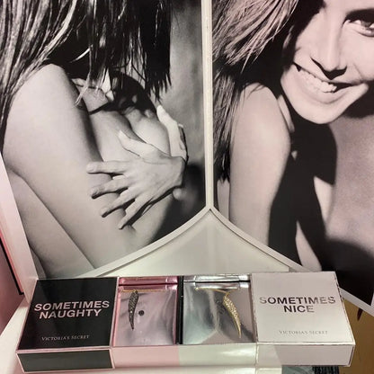 Set dvou náhrdelníků - Univerzální / Zlatá / Nové se štítky - Náhrdelník Victoria’s Secret