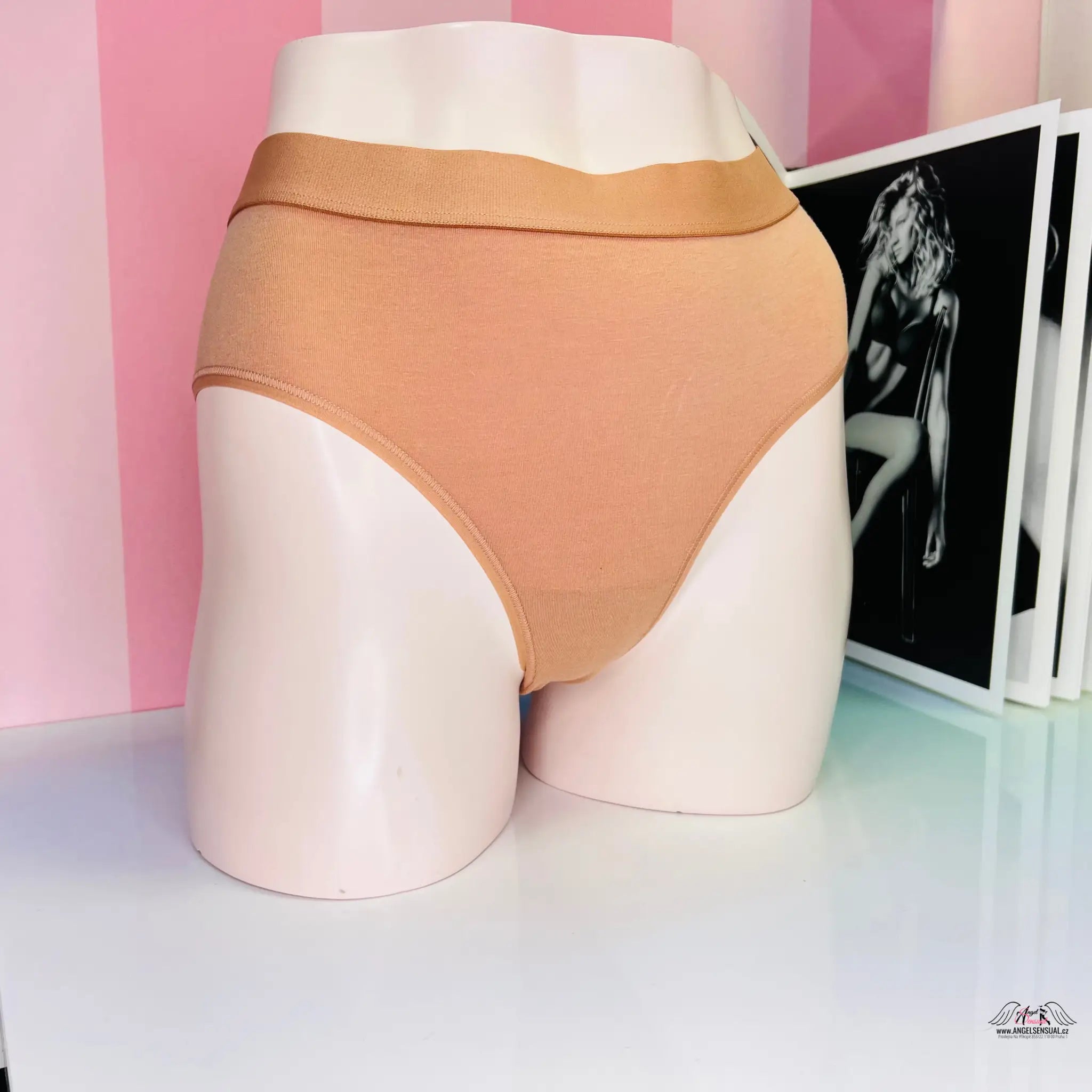 Tělové kalhotky s pevnou gumou - XL / Tělová / Nové se štítky - Kalhotky Victoria’s Secret