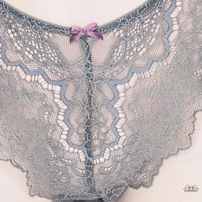 Vykrojené krajkové brazilky - L / Šedá / Nové se štítky - Kalhotky Victoria’s Secret
