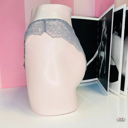 Vykrojené krajkové brazilky - L / Šedá / Nové se štítky - Kalhotky Victoria’s Secret